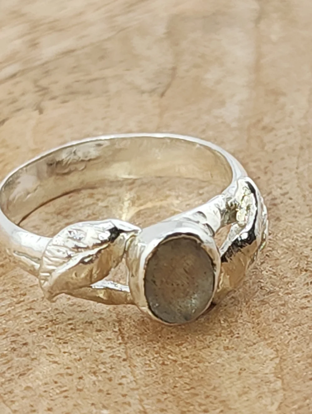 LABRADORITE RING HANDMADE WITH STERLING SILVER RECYCLED METAL SZ 7